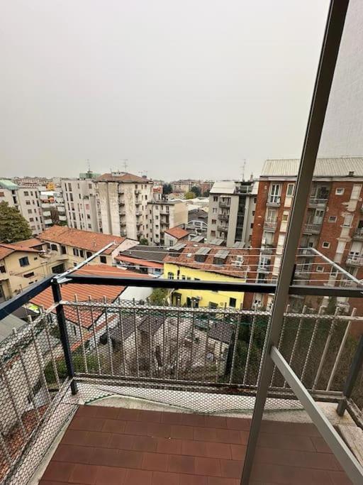Bam House - Milano Romolo Lägenhet Exteriör bild